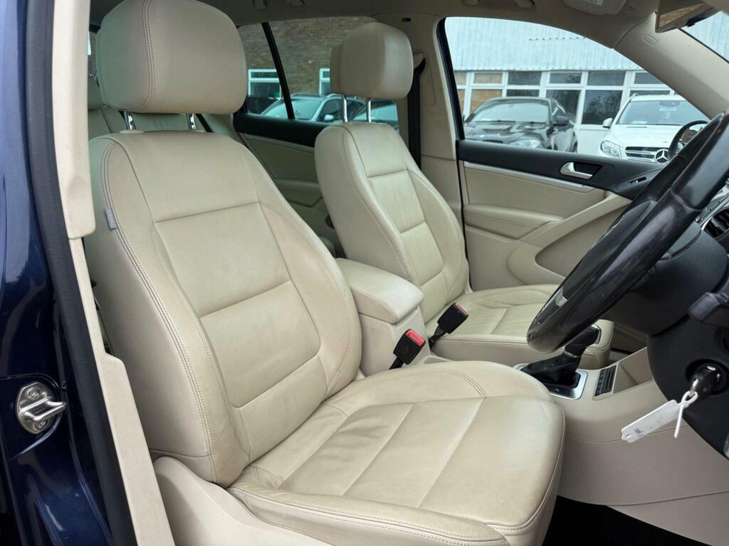 Volkswagen Tiguan Automatic Silver #12
