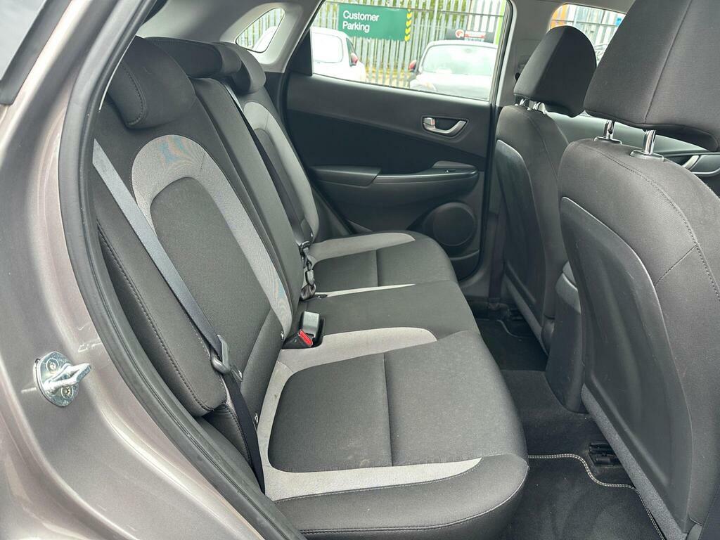 Hyundai Kona Hatchback #13