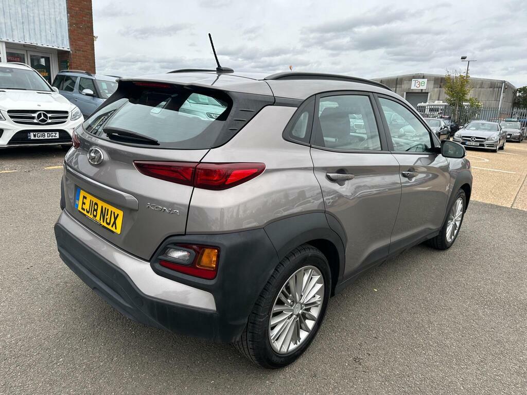 Hyundai Kona Hatchback #10