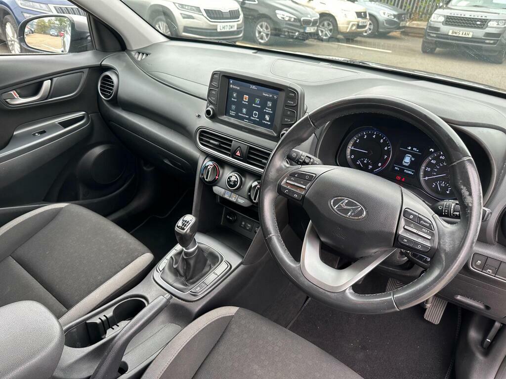 Hyundai Kona Hatchback #11