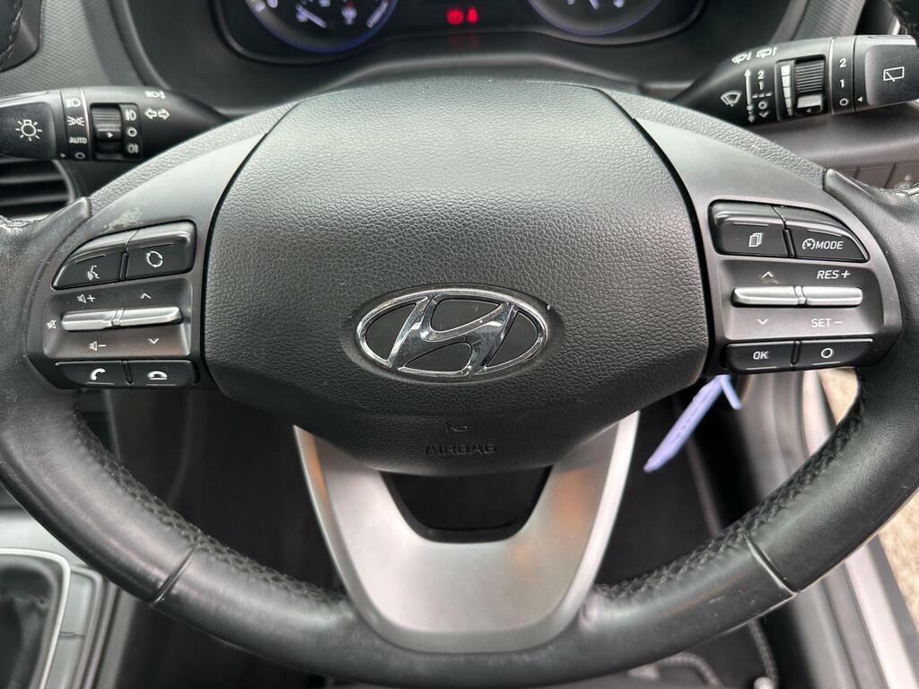Hyundai Kona Hatchback #29