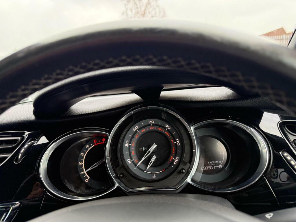 DS DS 3 1.6 Bluehdi Elegance White Cabriolet, 0 Tax, White #22