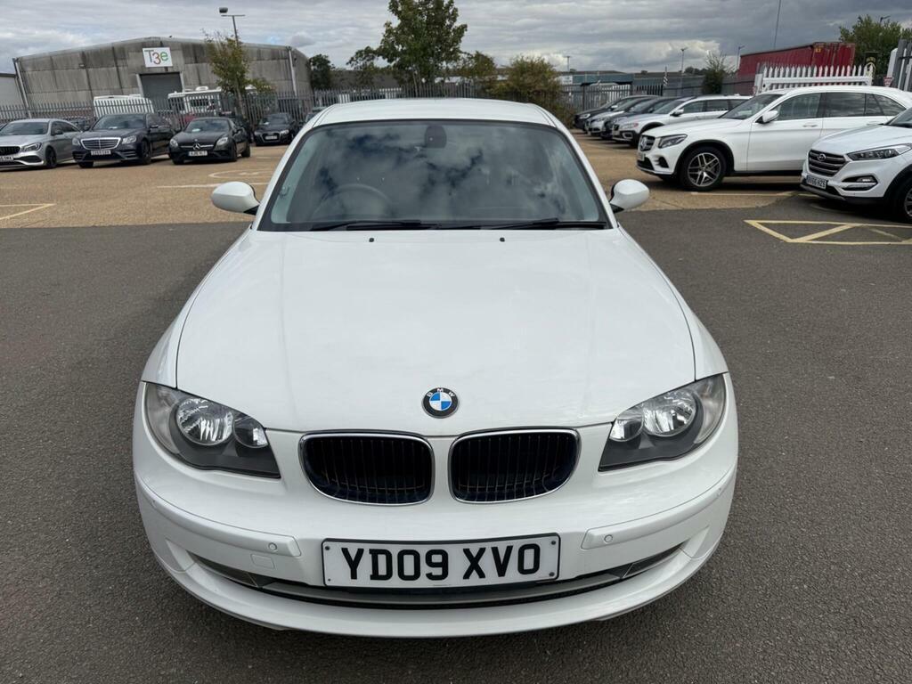BMW 1 Series 2009 59 120I Silver #8