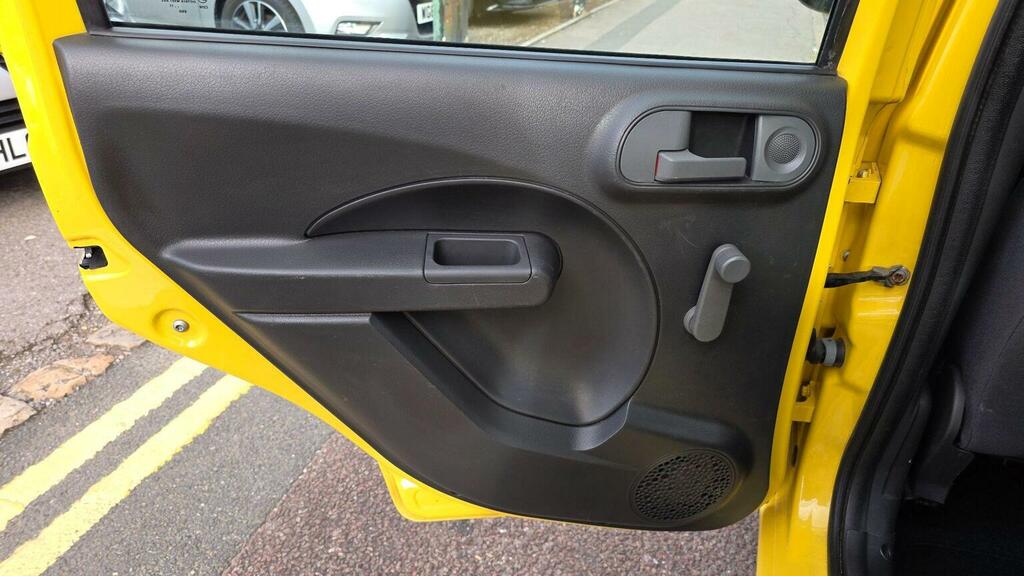 Fiat Panda 1.2 Panda 1.2 Active Euro 5 2011 White #23