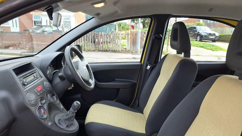 Fiat Panda 1.2 Panda 1.2 Active Euro 5 2011 White #30