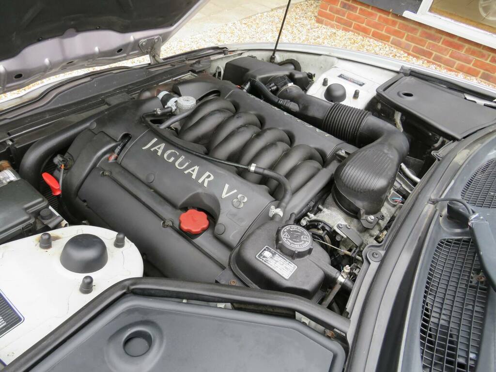 Jaguar XK8 4.0 Part Exchange To Clear Bargain Silver #6