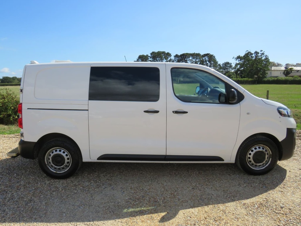 Vauxhall Vivaro 3100 2.0D 120Ps Edition H1 Van White #6