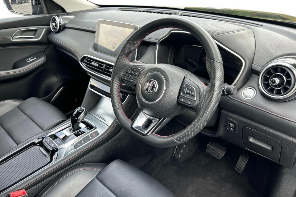 MG HS 1.5 T-gdi 16.6Kwh Se Euro 6 Ss Black #6