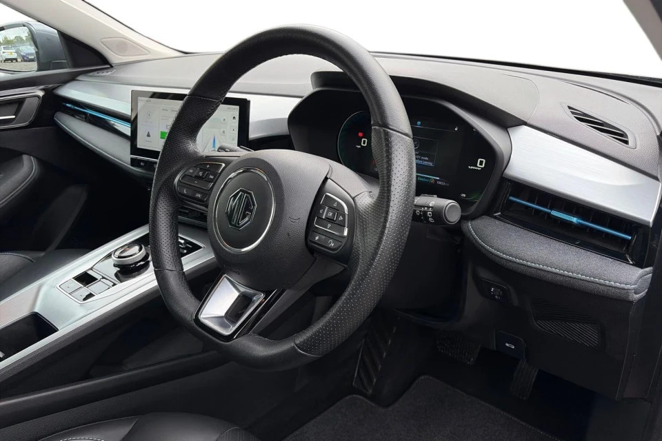 MG MG5 61.1Kwh Trophy Long Range Grey #6