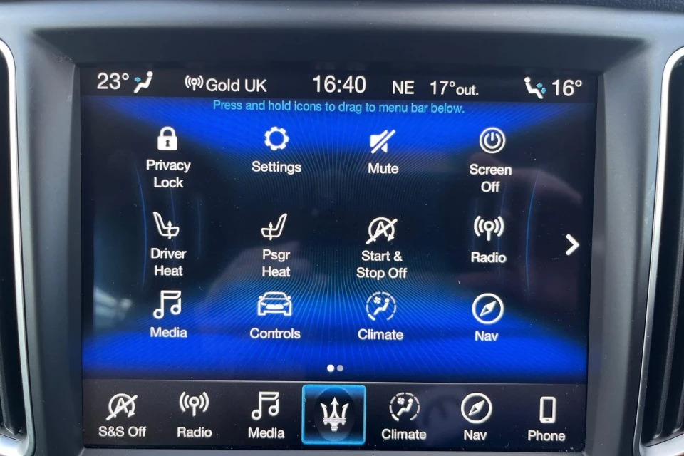Maserati Levante V6d Granlusso Black #10