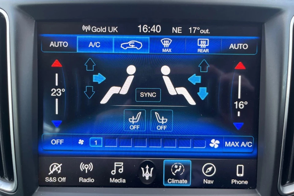 Maserati Levante V6d Granlusso Black #12