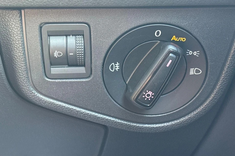 Volkswagen Polo Se Silver #16