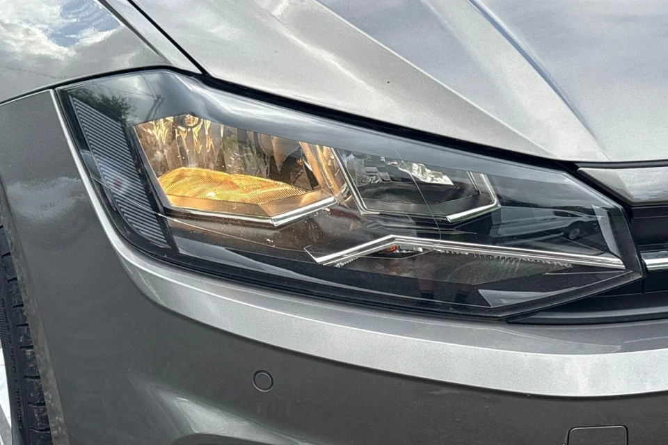 Volkswagen Polo Se Silver #29