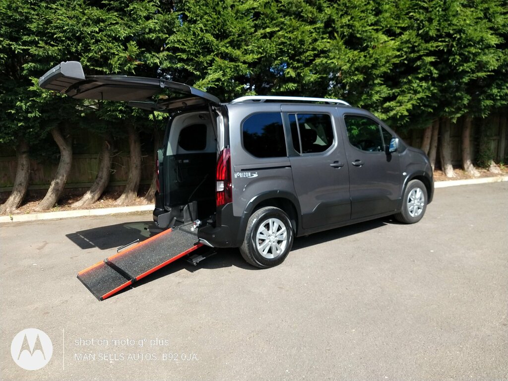Peugeot Rifter 1.5 Bluehdi Allure Wheelchair Accessible 4 Seater Grey