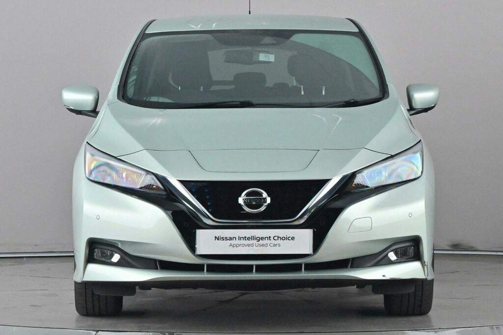 Nissan Leaf 40Kwh 2.Zero Hatchback Silver #2