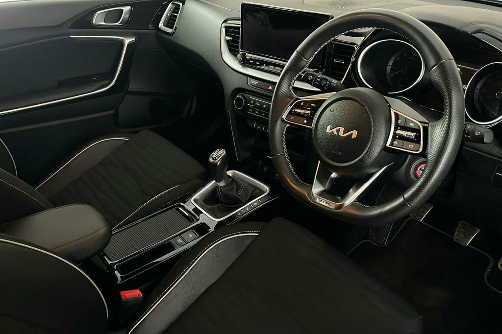 Kia Proceed Gt-line Isg Black #10