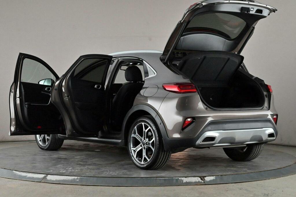 Kia Xceed 1.6 Gdi 8.9Kwh First Edition Suv Plug I Brown #5