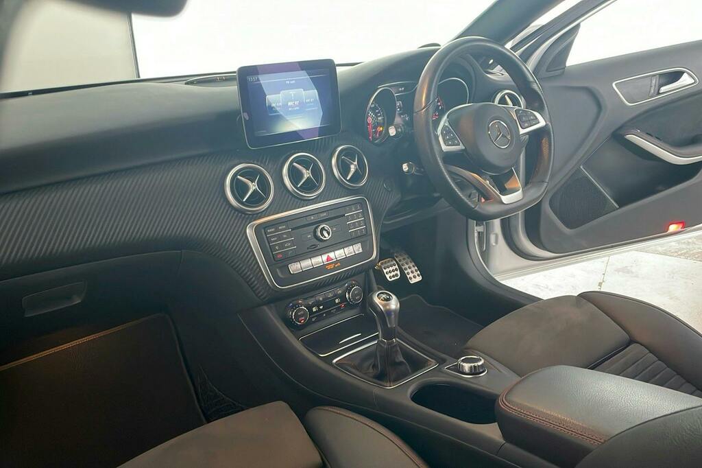 Mercedes-Benz A Class 1.6 A180 Amg Line Premium Hatchback M Silver #2