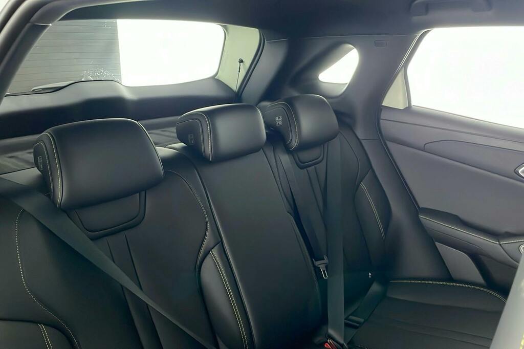 Byd Atto 2 64.8Kwh Comfort Suv Green #9