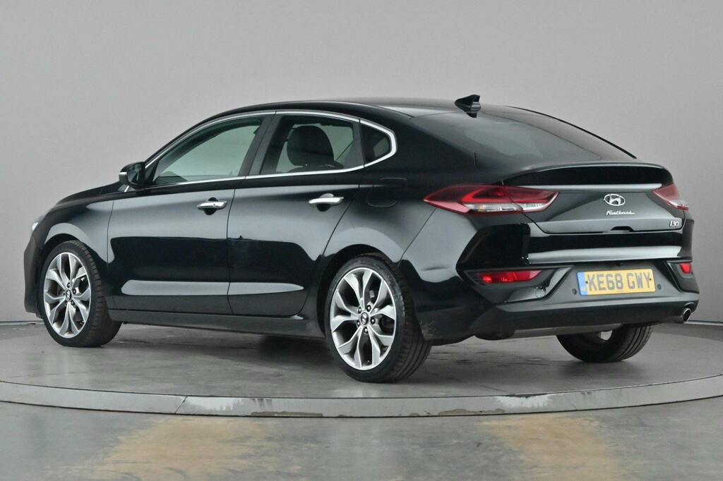 Hyundai I30 1.4 T Gdi Premium Fastback Ss Black #3