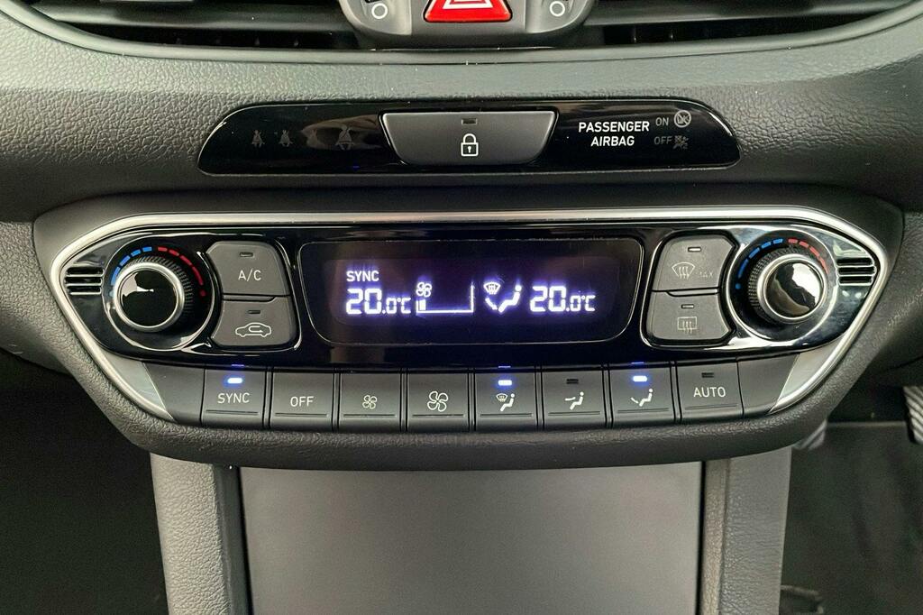 Hyundai I30 T-gdi N Line Hatchback Black #16