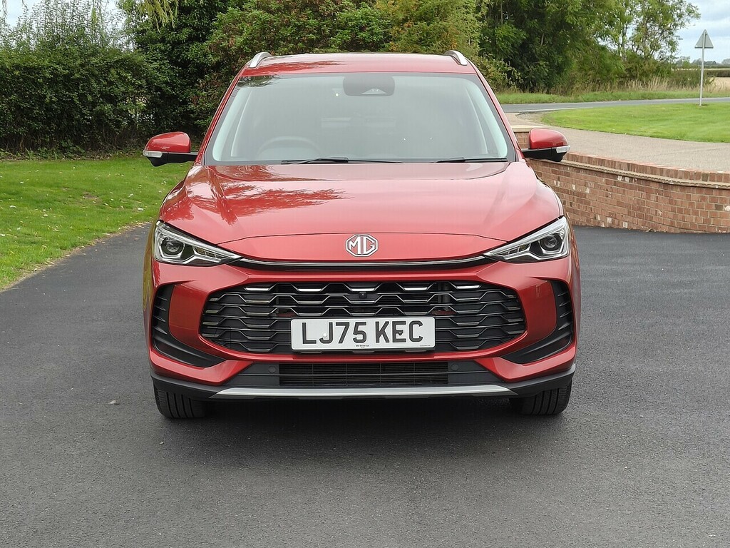 MG ZS Hybrid Trophy LJ75KEC Red #4