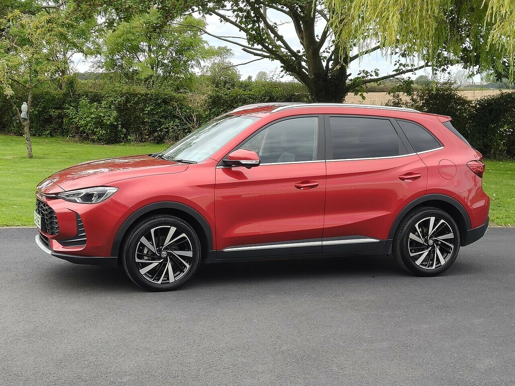 MG ZS Hybrid Trophy LJ75KEC Red #2