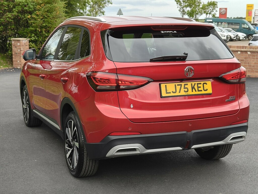 MG ZS Hybrid Trophy LJ75KEC Red #6
