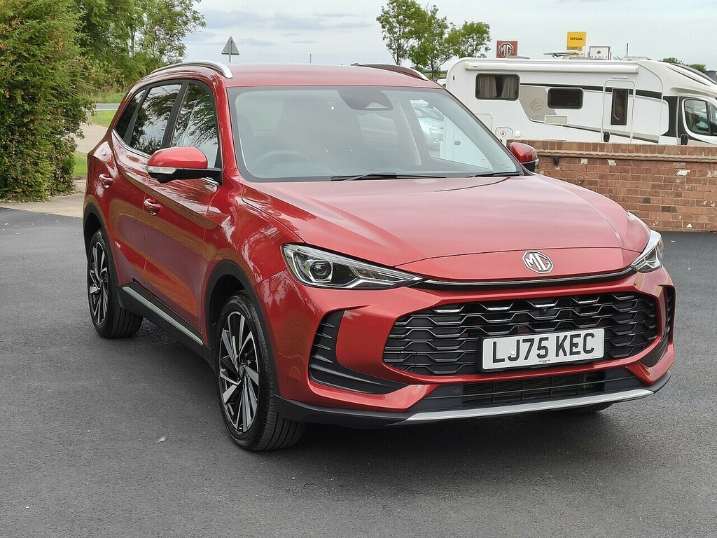 MG ZS Hybrid Trophy LJ75KEC Red #3