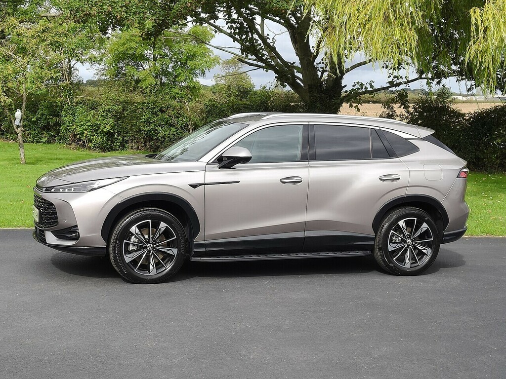 MG HS T-gdi Trophy Plug In Hybrid Silver #4