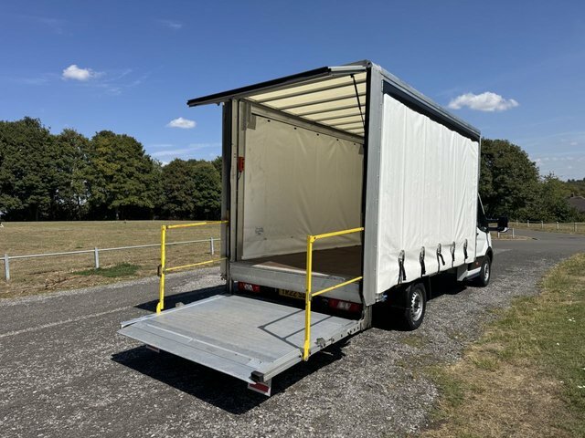 Ford Transit Custom 2.0 350 Leader 3.5T Lwb 4.2M Curtainside Tail Lift White