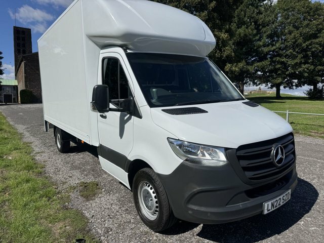 Mercedes-Benz Sprinter 2.0 315Cdi 3.5T. Lwb Progressive Luton Tail Lift A White