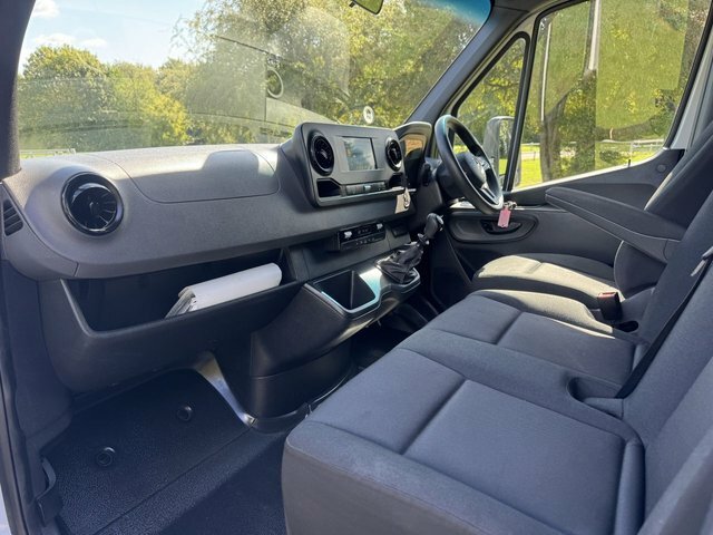 Mercedes-Benz Sprinter Premium Blue #14