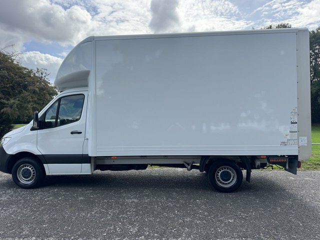 Mercedes-Benz Sprinter Sprinter 3.5T H2 Premium Van Silver #10