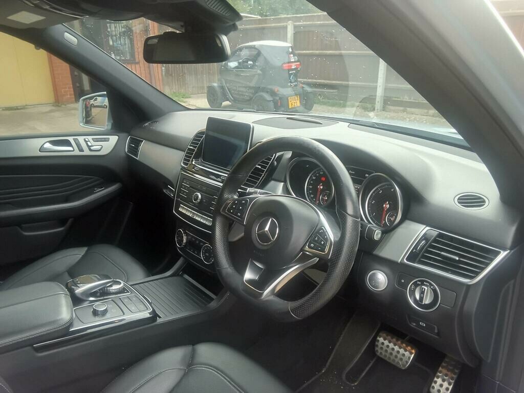 Mercedes-Benz GLE Class Suv Black #13