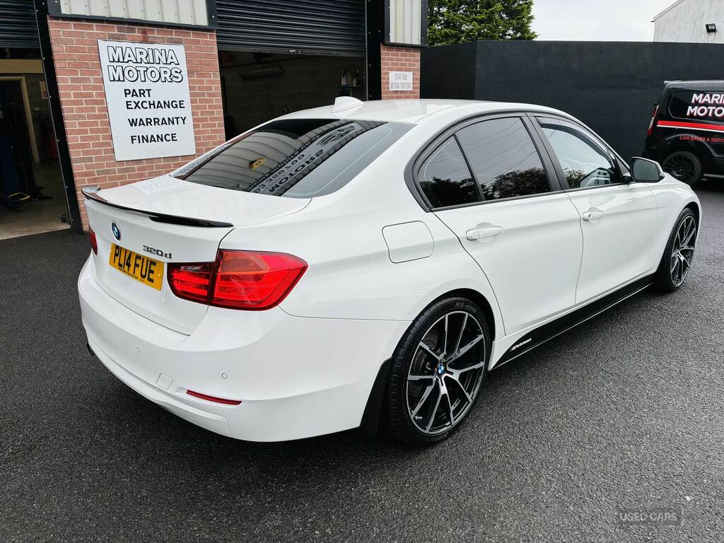 BMW 3 Series 320D Efficientdynamics White #3