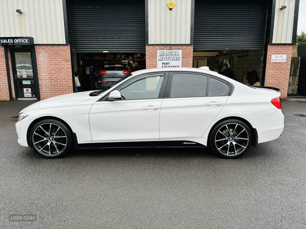 BMW 3 Series 320D Efficientdynamics White #5