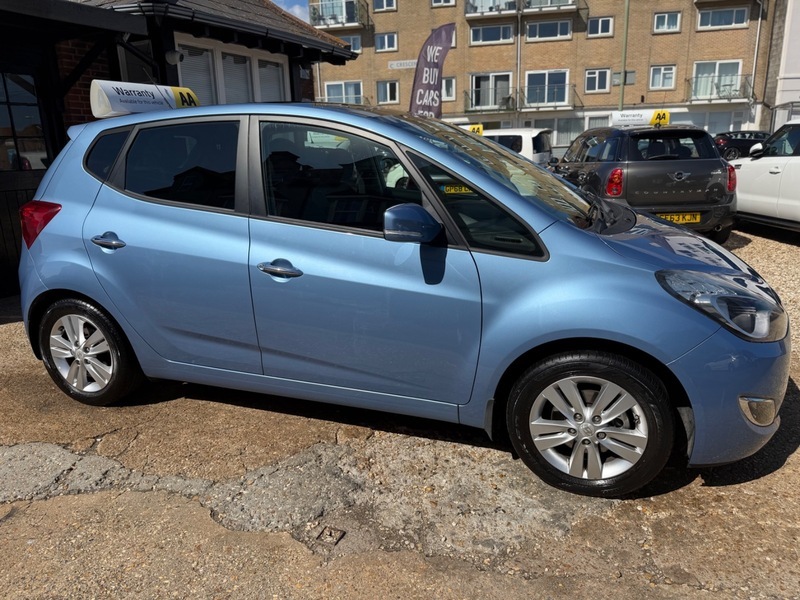 Hyundai Ix20 Active Silver #10