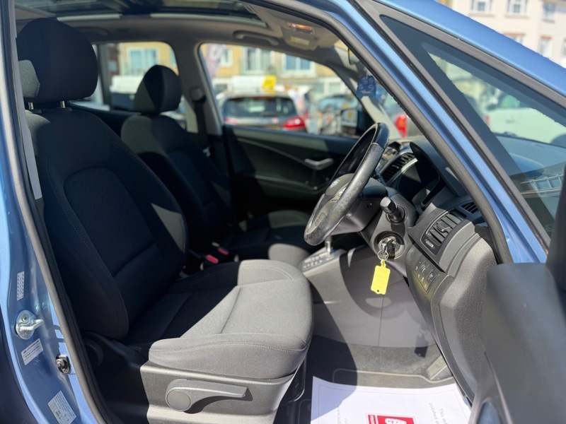 Hyundai Ix20 Active Silver #17
