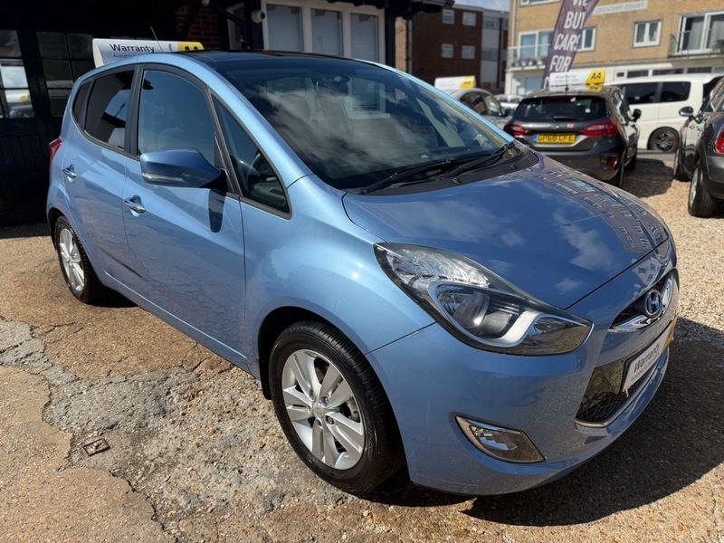 Hyundai Ix20 1.6 Style Hatchback Blue #2