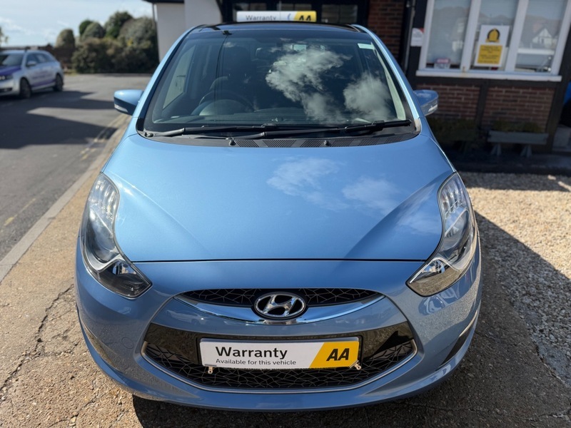 Hyundai Ix20 1.6 Style Hatchback Blue #5
