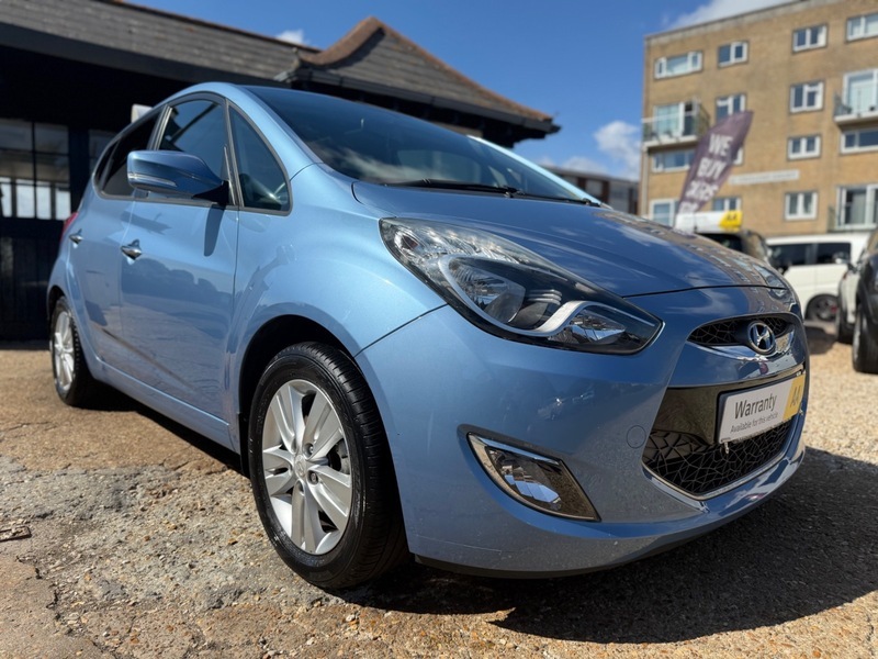 Hyundai Ix20 1.6 Style Hatchback Blue #3