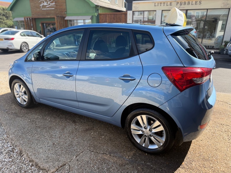 Hyundai Ix20 Active Silver #7