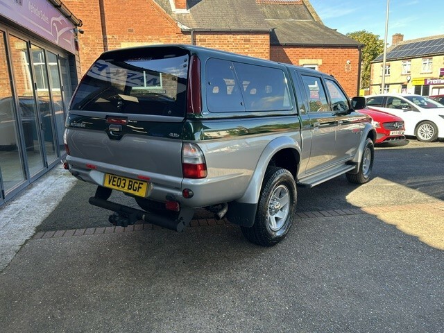Mitsubishi L200 Pickup 2.5 Td 4Life 2003 Green #3