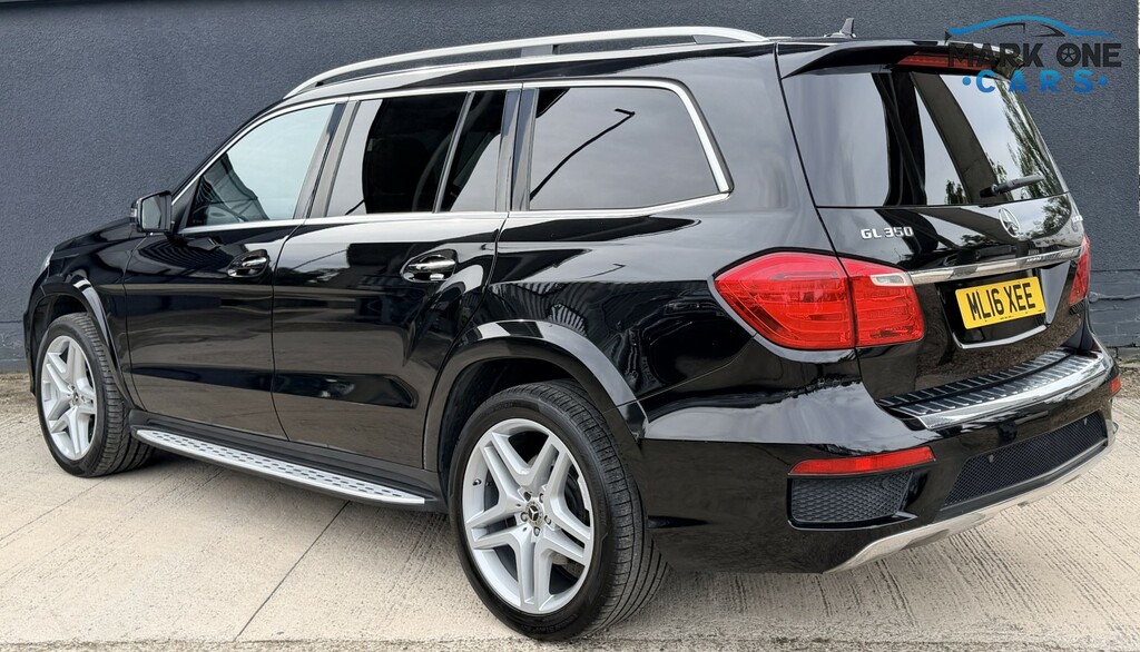 Mercedes-Benz GL Class Suv 3.0 Gl350 V6 Bluetec Amg Sport 201616 Black #2
