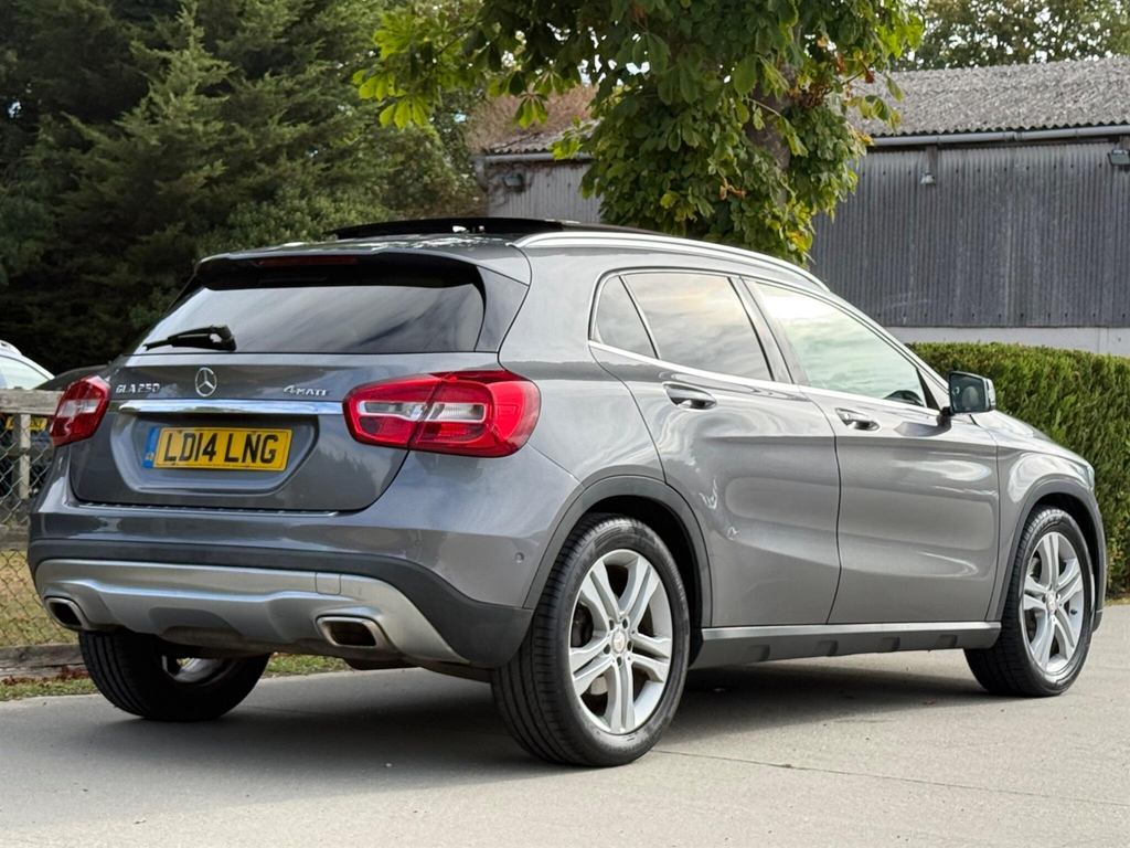 Mercedes-Benz GLA Class 2.0 Se G-tronic 4Matic Euro 6 Ss Grey #3