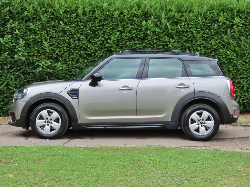 Mini Countryman Suv Green #4
