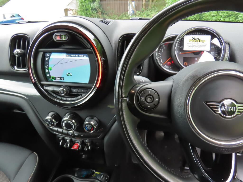 Mini Countryman Suv Green #17