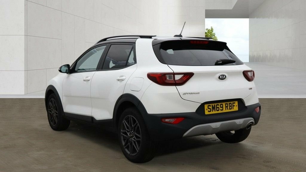 Kia Stonic 1L Maxx White #3