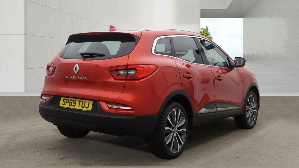 Renault Kadjar 1.3L Iconic Red #4